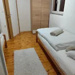 Chalet Kuca Za Odmor Kukavicko Jezero *