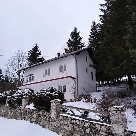 Kuca Za Odmor Kukavicko Jezero Chalet *
